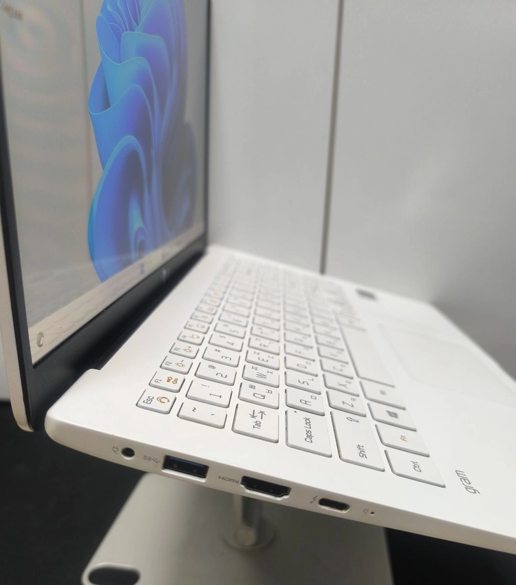 LG 그램 노트북 15Z990 i5 10세대 이미지