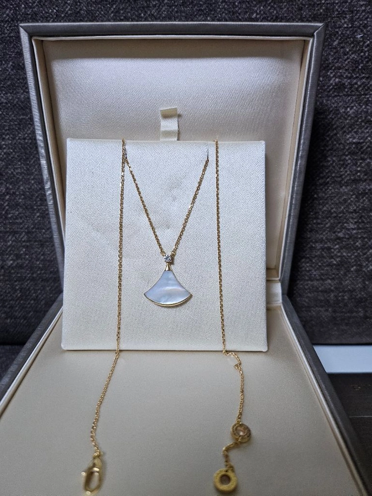 불가리 디바스드림 목걸이 라지(상태최상) 이미지