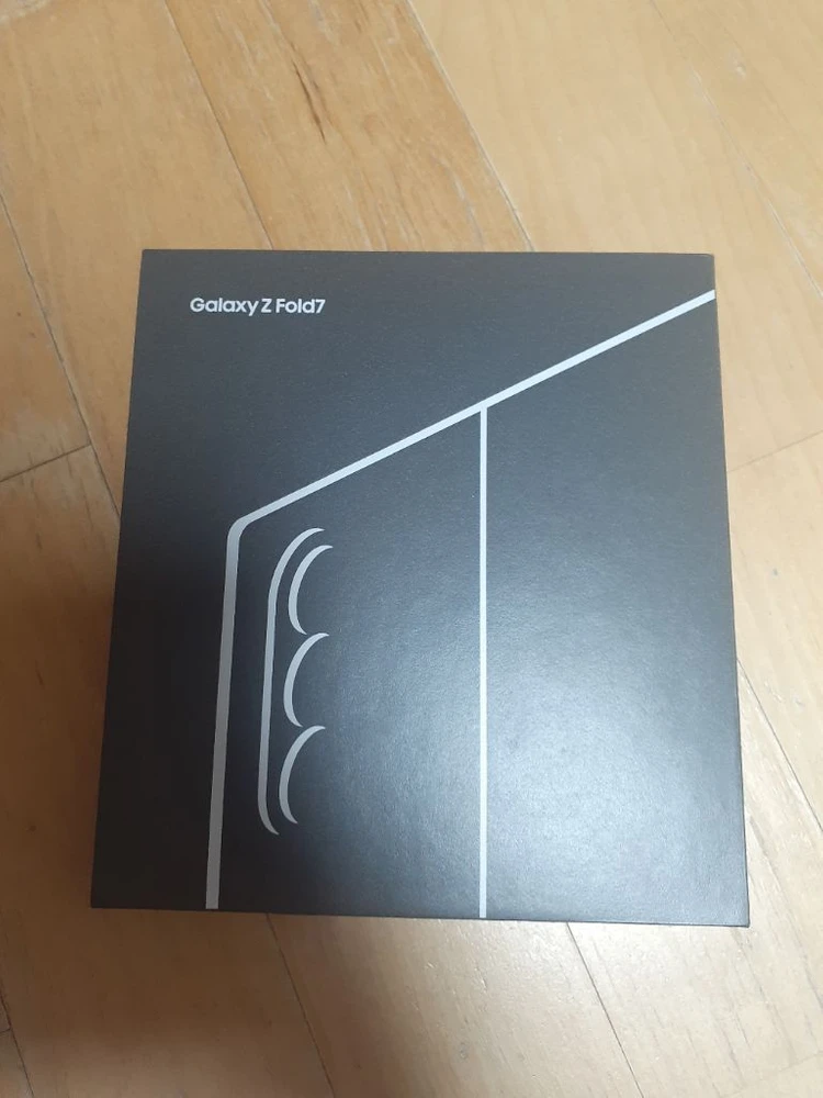 갤럭시Z폴드7 1Tb 1테라 미개봉자급제(추가등) 이미지