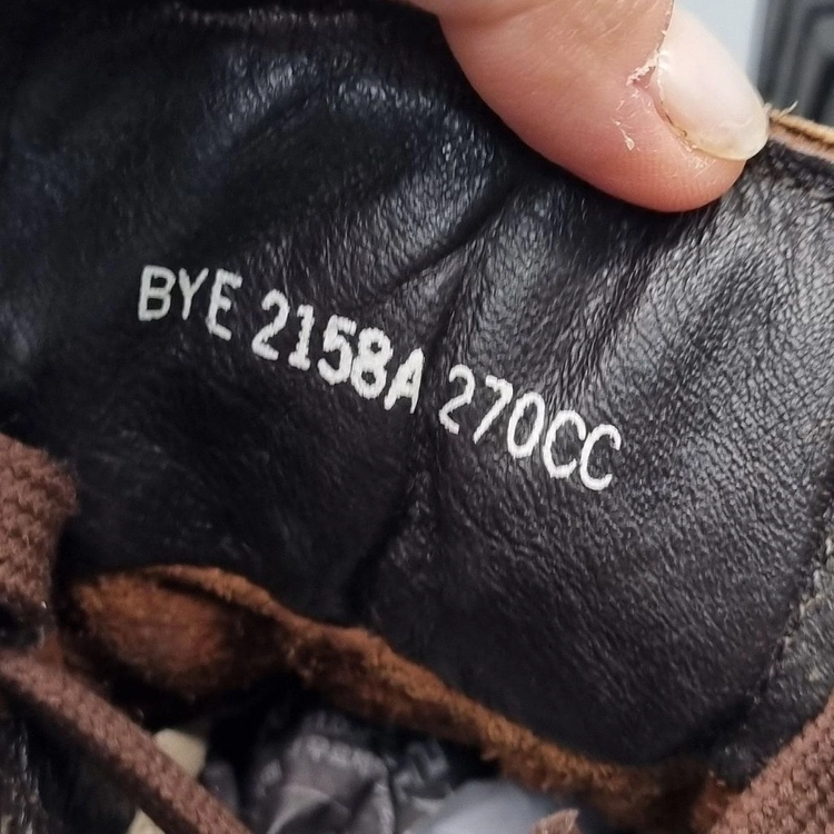 nn 영에이지 마운틴부츠270 이미지