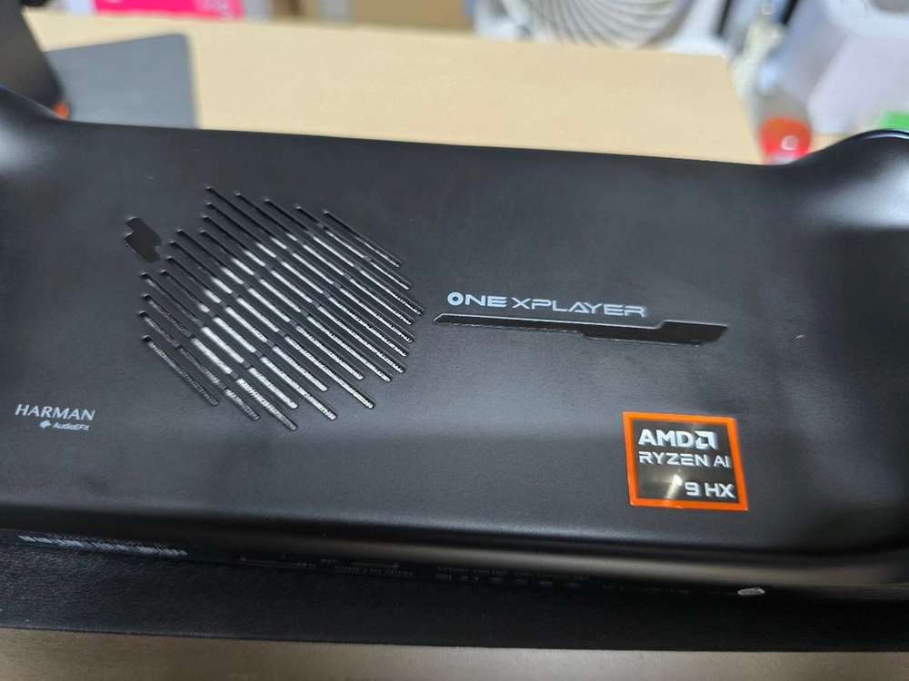 원엑스플라이(Onexfly) F1 Pro HX370 2TB/ 32GB + 128g sd카드 팝니다 이미지