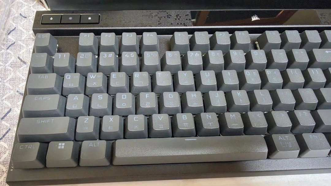 커세어 K70 MAX MGX 키보드 팝니다. 이미지