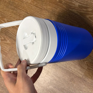 콜맨 보냉물통 하프갤런 (1.8L) 워터저그 아이스저그 이미지