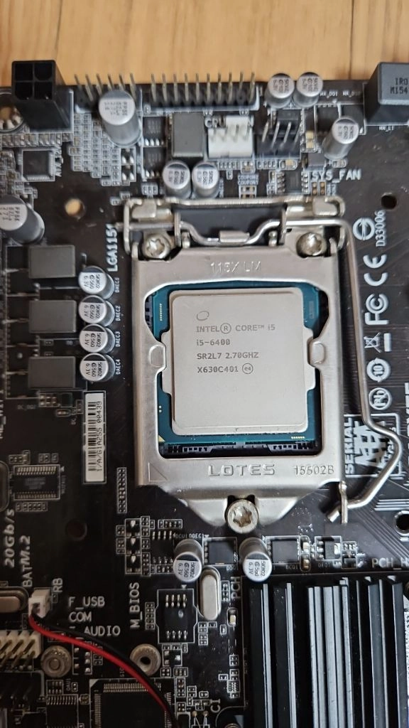 인텔 i5-6400 cpu 및 기가바이트 ga-110n 이미지