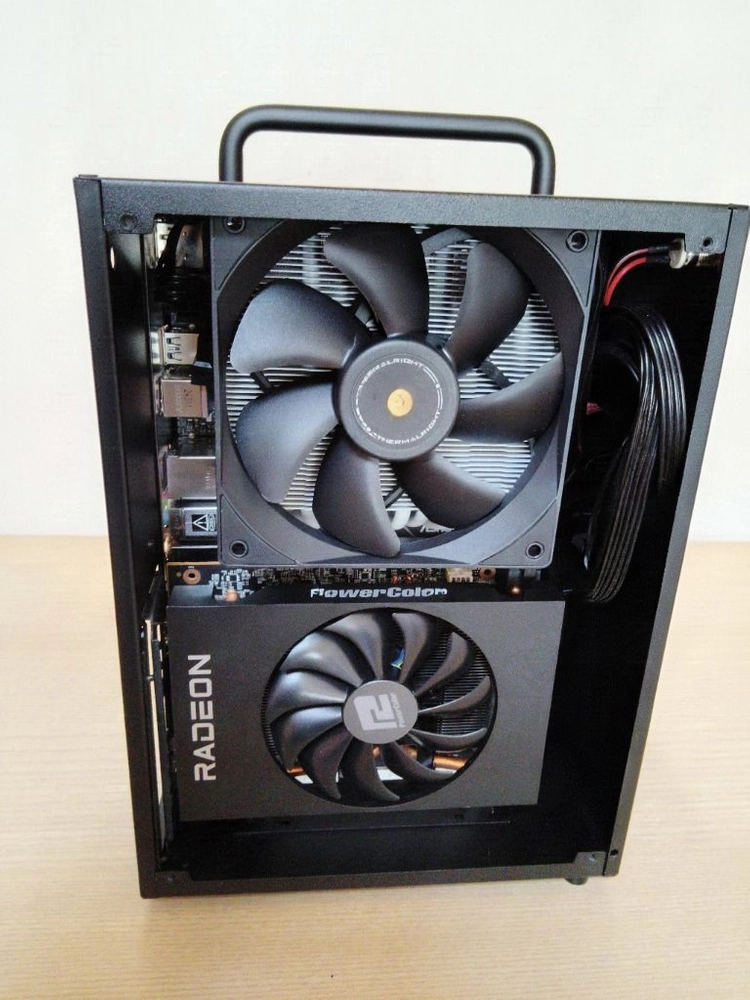 5500X3D & RX6500XT SFF 포터블 PC 이미지