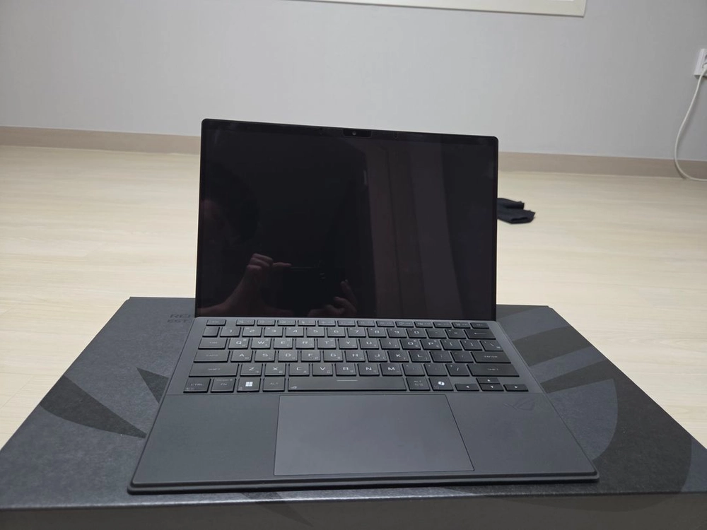 ASUS ROG Flow Z13 GZ302EA-RU110W 64GB 이미지