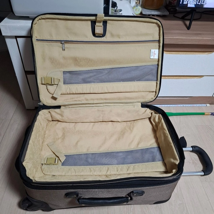 리카르도 비벌리 여행캐리어 2종 이미지
