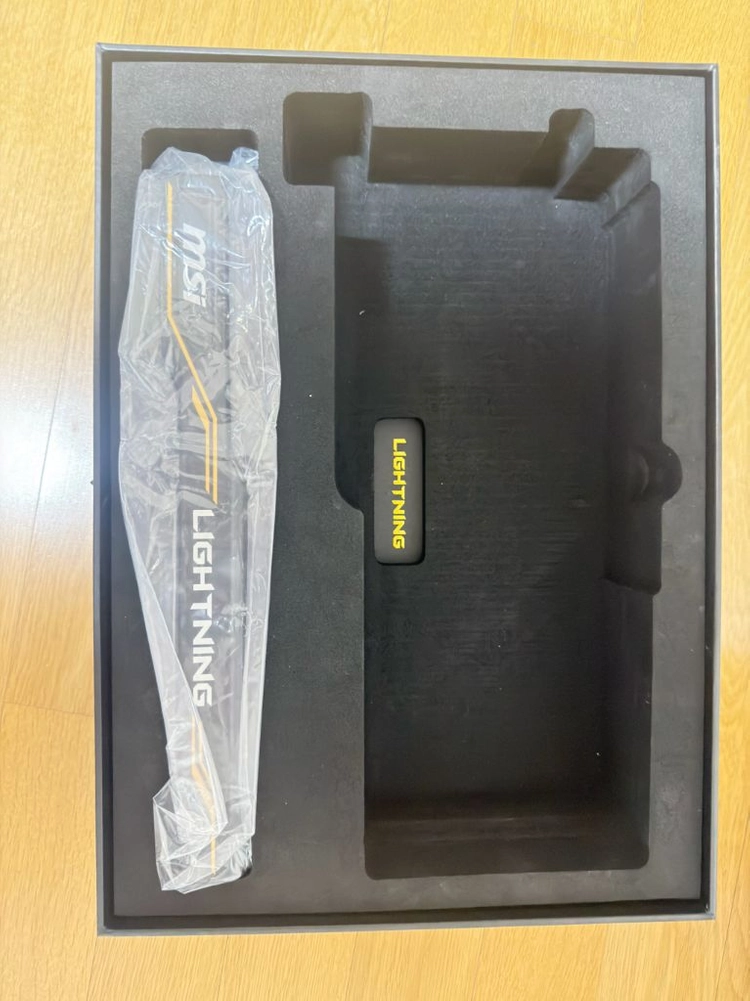 MSI RTX 2080 Ti 라이트닝 그래픽카드 이미지