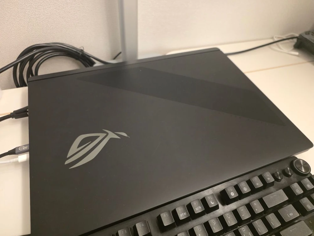 ROG Strix SCAR 18 G835LX-SA041W 5090 노트북 이미지