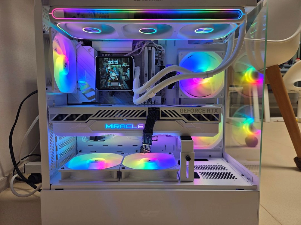 9800x3d, b850m wifi, rtx 5080 화이트 미라클 본체 이미지