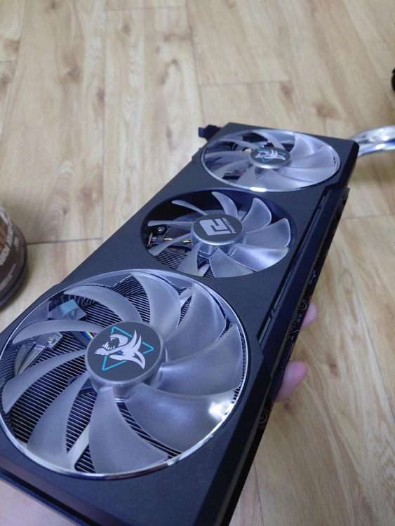6700xt 팝니다 - 안심되는 중고거래