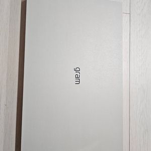 미개봉 LG 그램 프로16 AI, 한컴오피스팩 이미지
