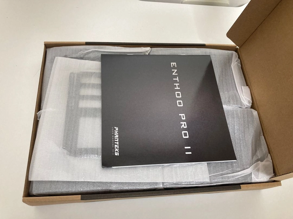 빅타워 컴퓨터 케이스 Phanteks ENTHOO PRO 2 TG 이미지