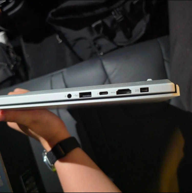 ASUS ROG G16 5070ti 64g 3T (네고x) 이미지