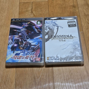 psp 미개봉] 건담 목마의궤적, 디시디아 듀오데심 012 파이널판타지 새것 일괄 이미지