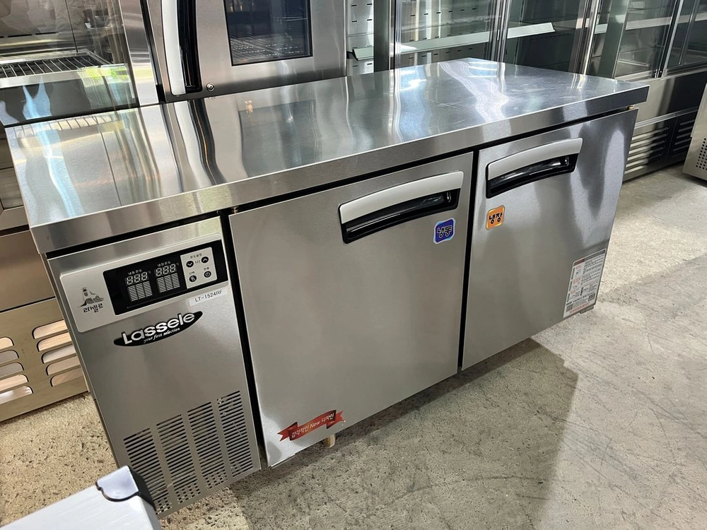 라셀르 테이블냉장냉동고 1500 중고 간냉식 업소용 반반 카페 냉장고 냉동고 lt-1524rf 이미지