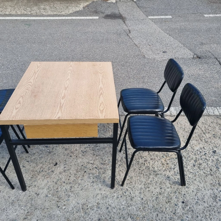 900x750 4인용 식당 음식점 테이블의자세트 이미지