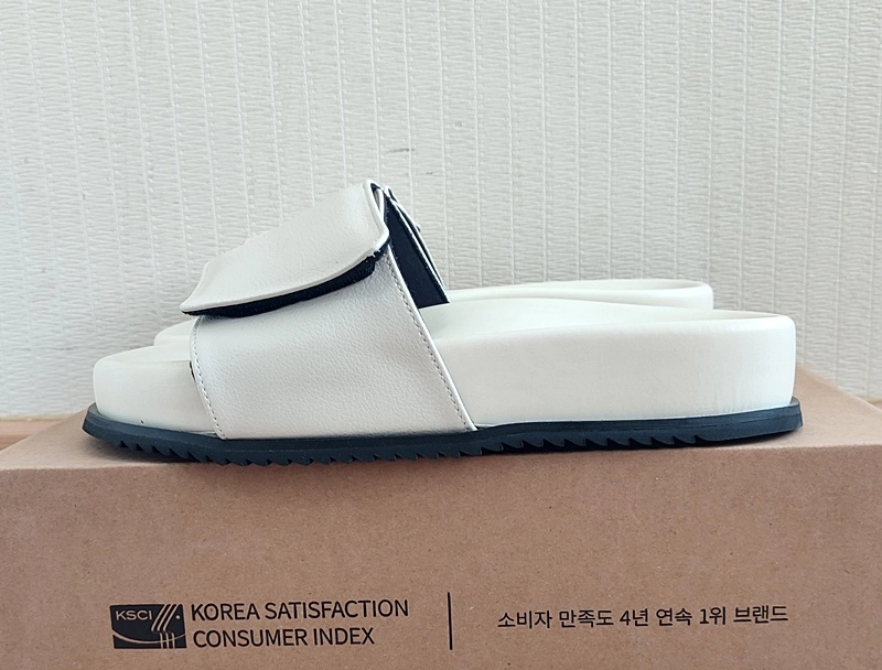 새상품 브랜드 슬리퍼260 남자 쿠션 학생 회사 샌들 식스핏 이미지