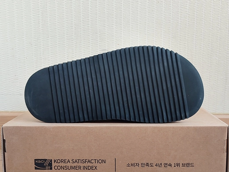 새상품 브랜드 슬리퍼260 남자 쿠션 학생 회사 샌들 식스핏 이미지
