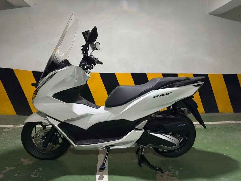 서울 2024년식 510KM 주행한 PCX125 판매합니다 이미지
