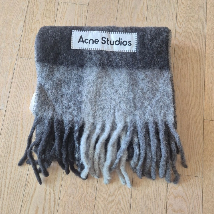 아크네 스튜디오 Acne Studios 모헤어 체크 스카프 머플러 목도리 이미지