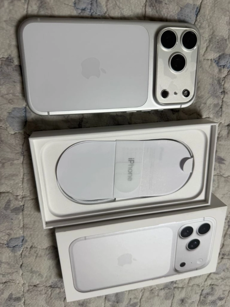 아이폰17프로 실버 256GB 이미지