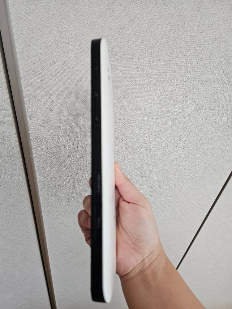 삼성 갤럭시 탭 SHW-M180S 화이트 이미지
