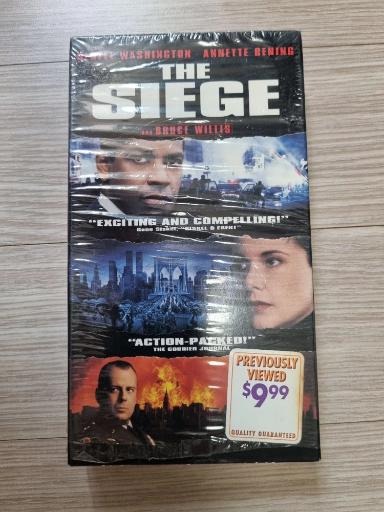 VHS 영화 테이프 모음 (Armageddon, The Siege 등) 이미지