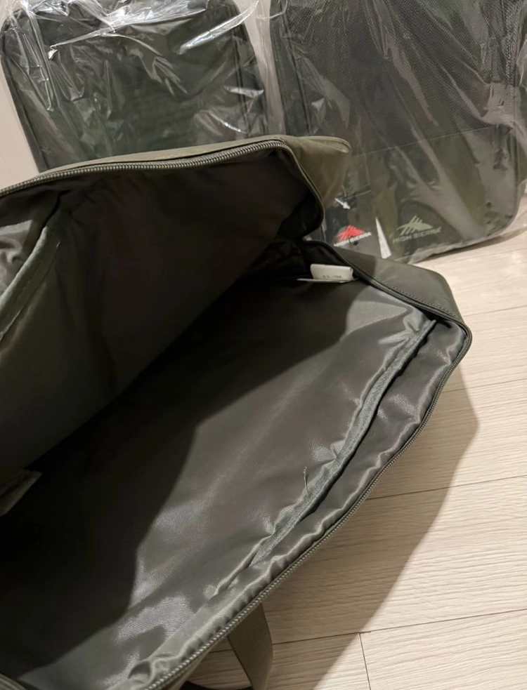 하이시에라 여행용 파우치 세트 일괄 이미지