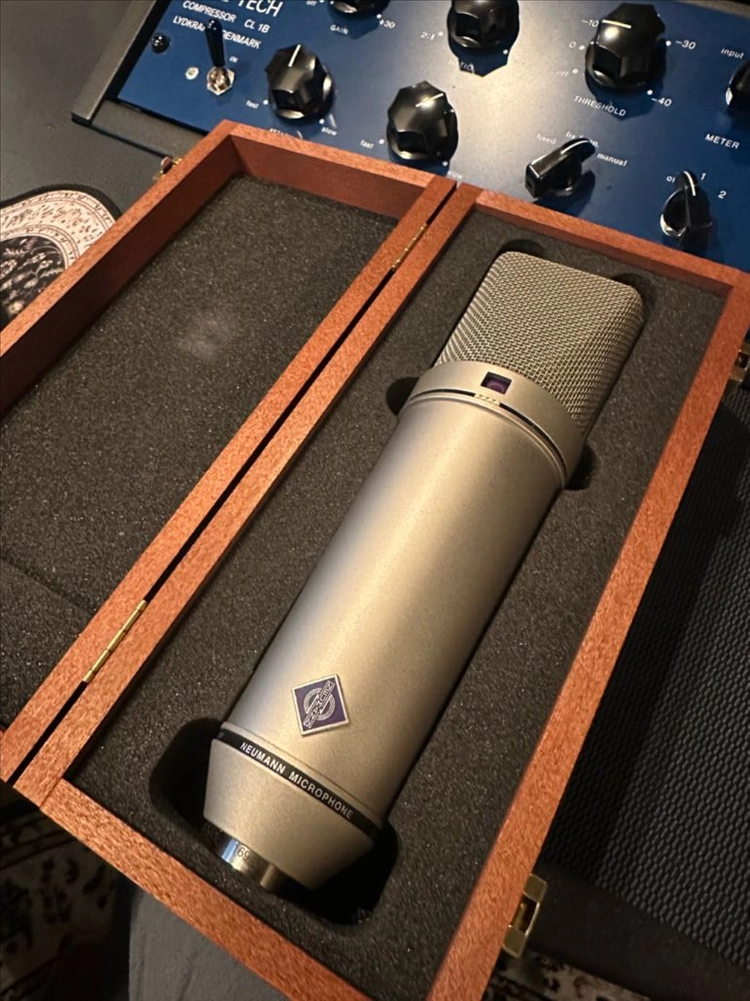 노이만 u87ai 169500번대 s급 팝니다 - 안심되는 중고거래
