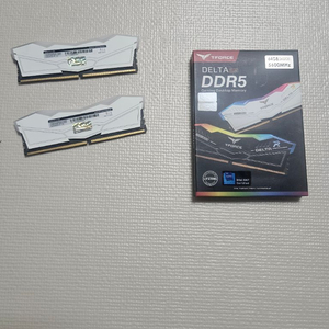 ddr5 팀그룹 t force 화이트 램 64gb팝니다 이미지