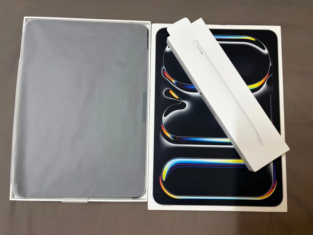 아이패드 프로 11 M5 256GB 실버 + 케어플 이미지