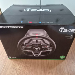 트러스트마스터 T248 XBOX/PC 레이싱휠 이미지