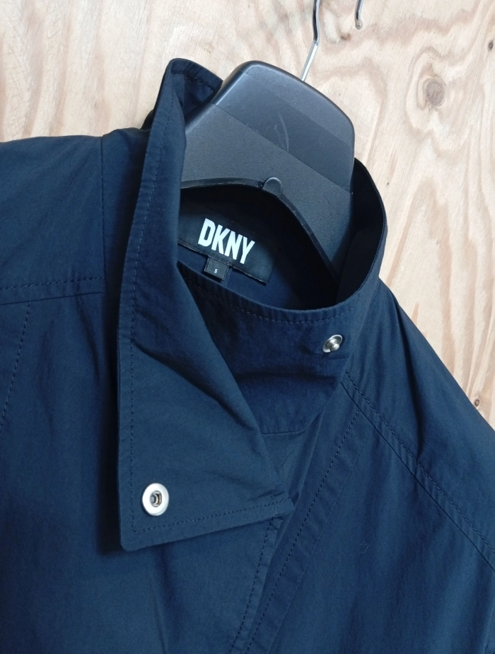 DKNY 하이넥 크롭 점퍼 자켓 네이비 S 이미지