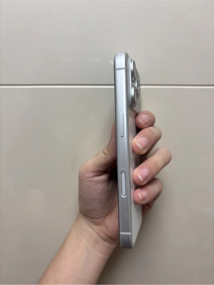 아이폰 17 프로 256GB 실버 이미지