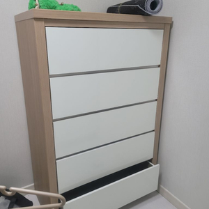 키즈 서랍장 이미지