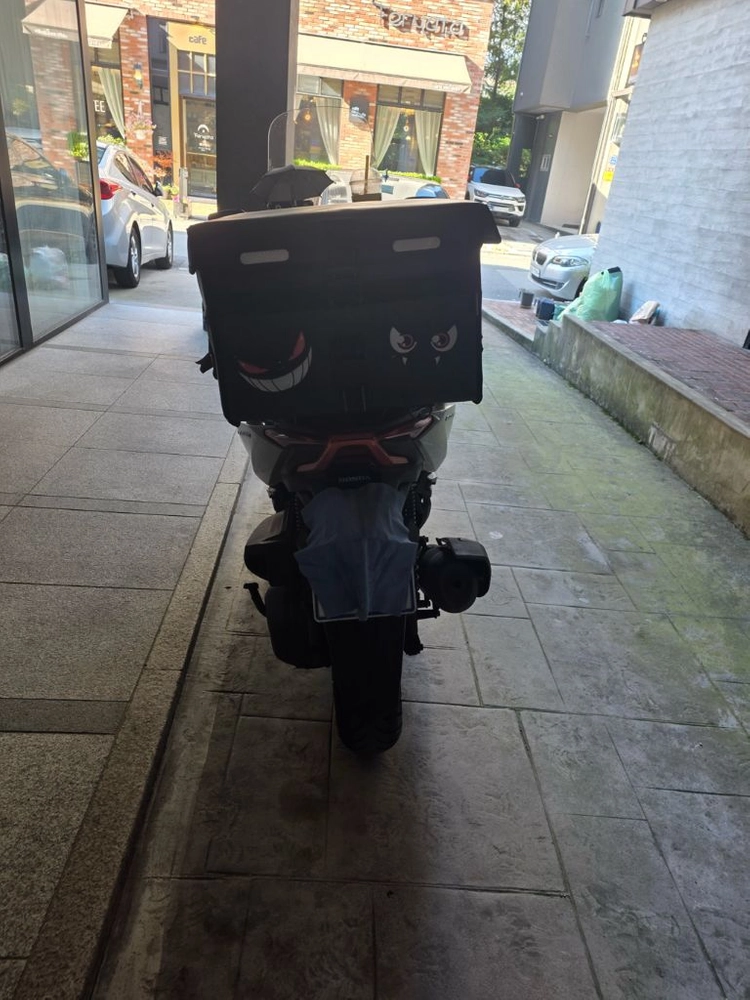 혼다 포르자 350 25년식 팝니다 이미지
