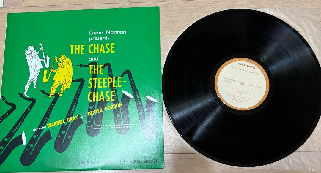 Dexter Gordon - The Chase and the Steeplechase (일본반, NM+/NM) 이미지
