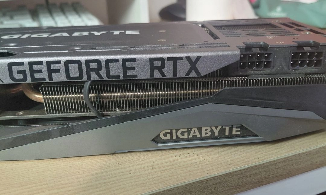 기가바이트 RTX3080 10GB LHR A급 정상작동 이미지