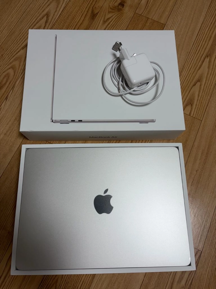 맥북에어M2 RAM 16G SSD 256G 이미지