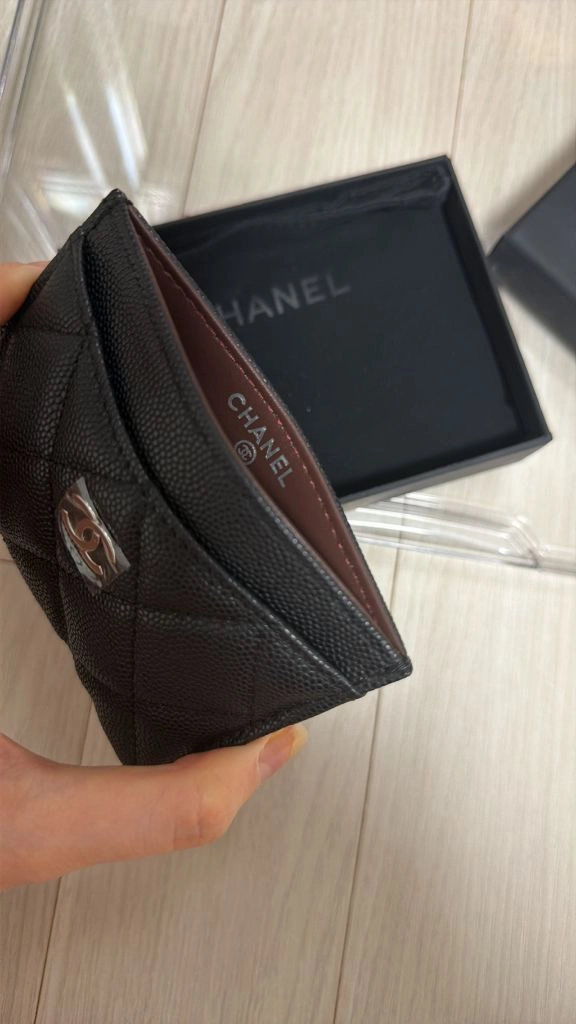 막쓰기 좋은 블랙 캐비어 카드지갑 이미지