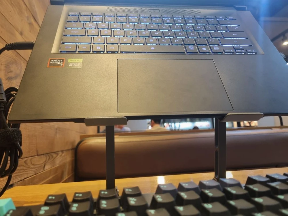 기가바이트 에어로 x16 (라이전 AI350,5060,32gb) 이미지