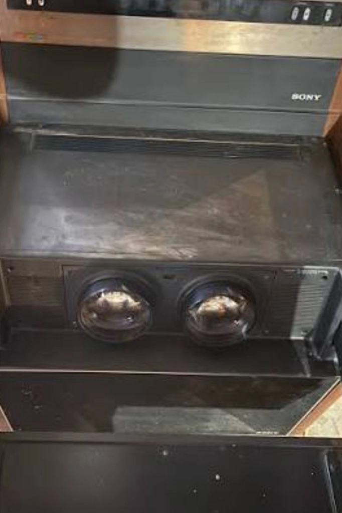 희귀/레트로] 1980년산 소니 50인치 비디오 프로젝션 TV (SONY KP-5000) - 안심되는 중고거래 3