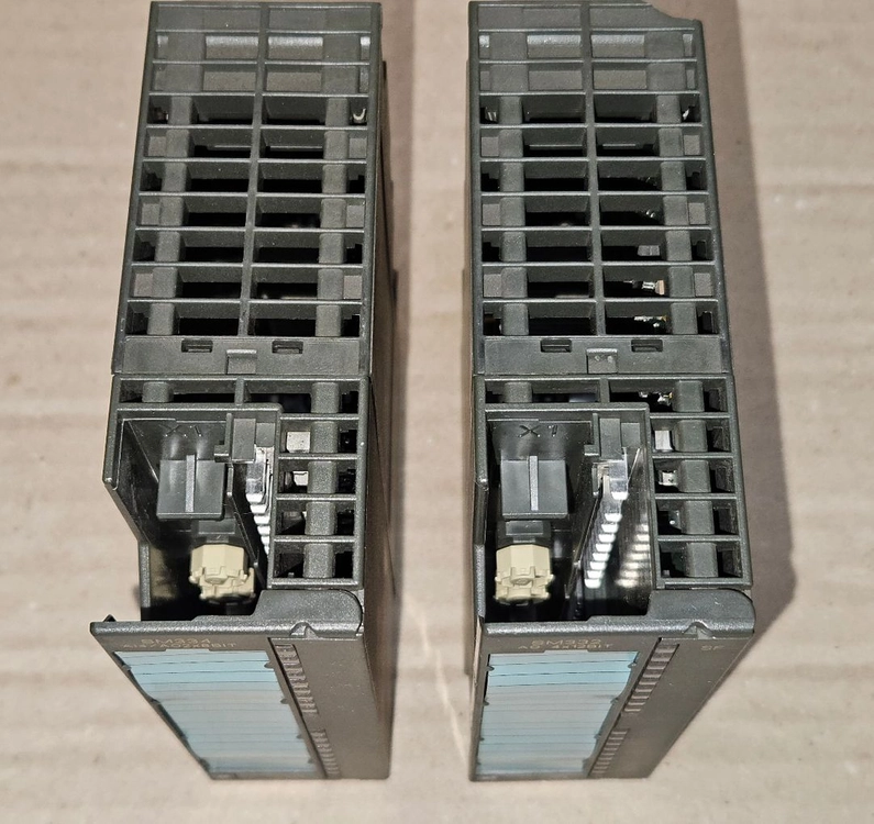 지멘스 SIEMENS PLC SIMATIC S7-300 입출력 카드 미사용 새제품 일괄판매 이미지