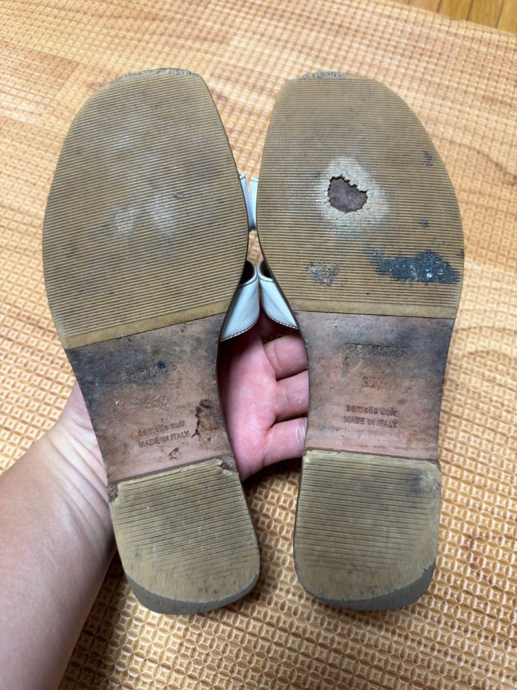 에르메스 오란 샌들 슬리퍼 이미지