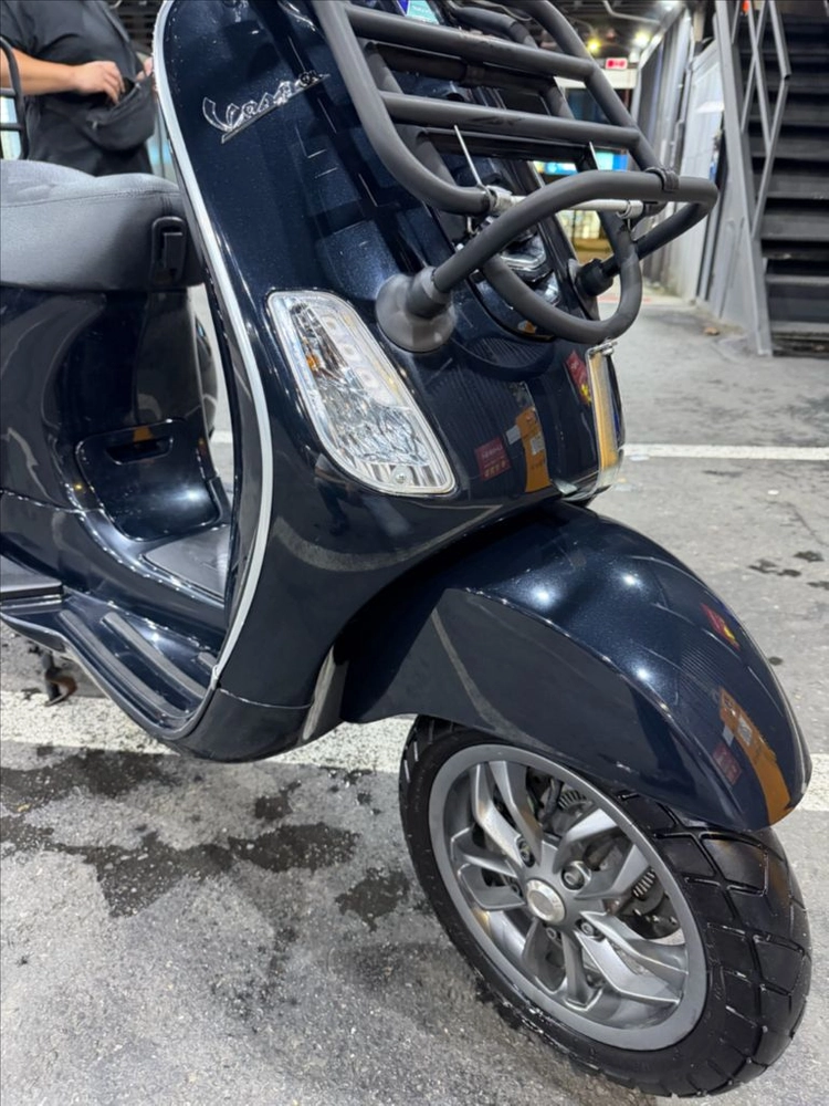 2023년식 베스파 LX 125 ABS 이미지