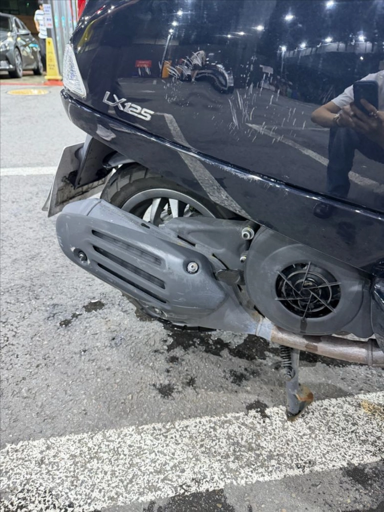 2023년식 베스파 LX 125 ABS 이미지