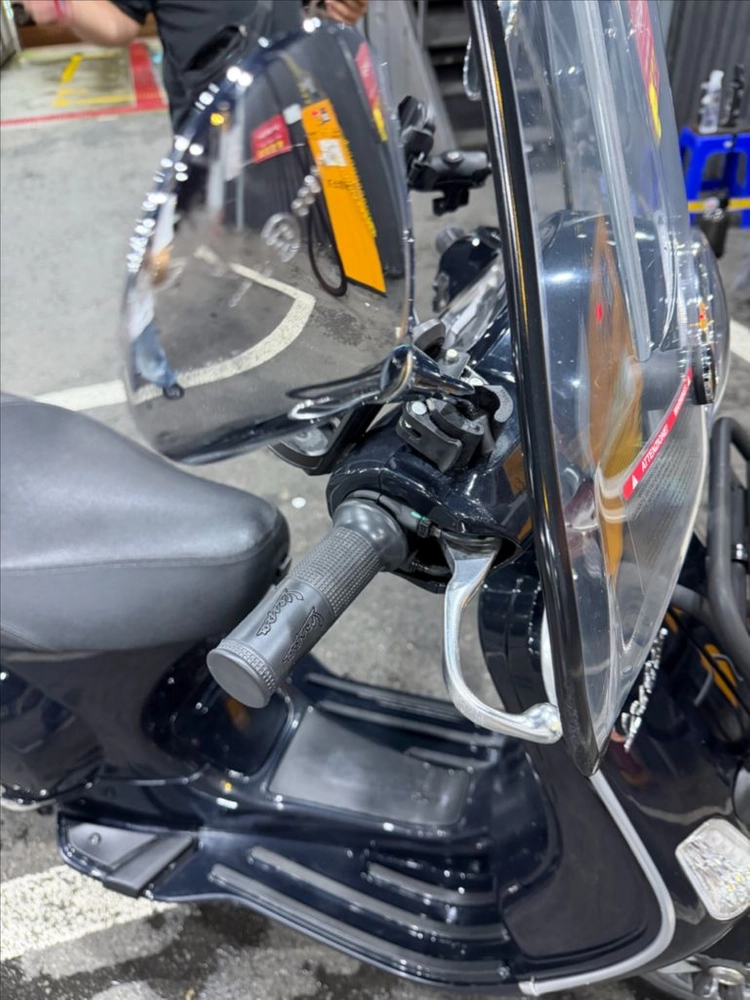 2023년식 베스파 LX 125 ABS 이미지