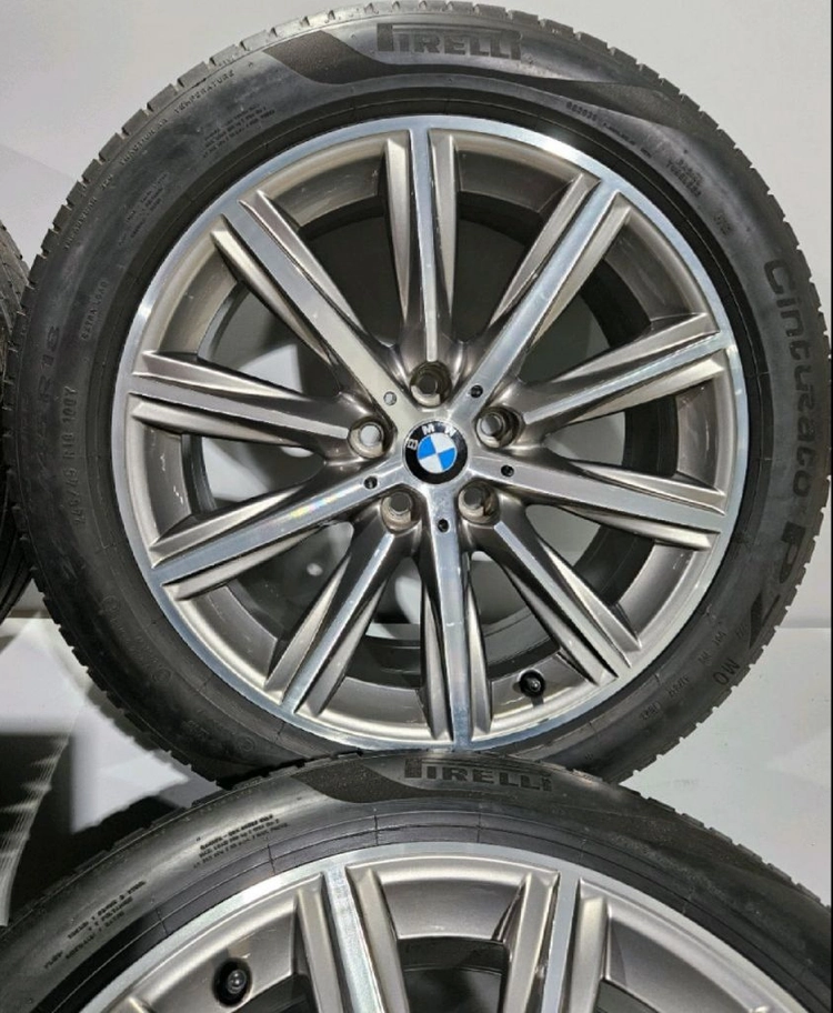 BMW G30 5시리즈 18인치 순정휠(컷팅) / 피렐리 245 45 18 세트 한대분 이미지