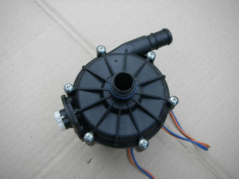귀뚜라미 가스보일러 순환 펌프 KP-114-GHS (중고) 이미지